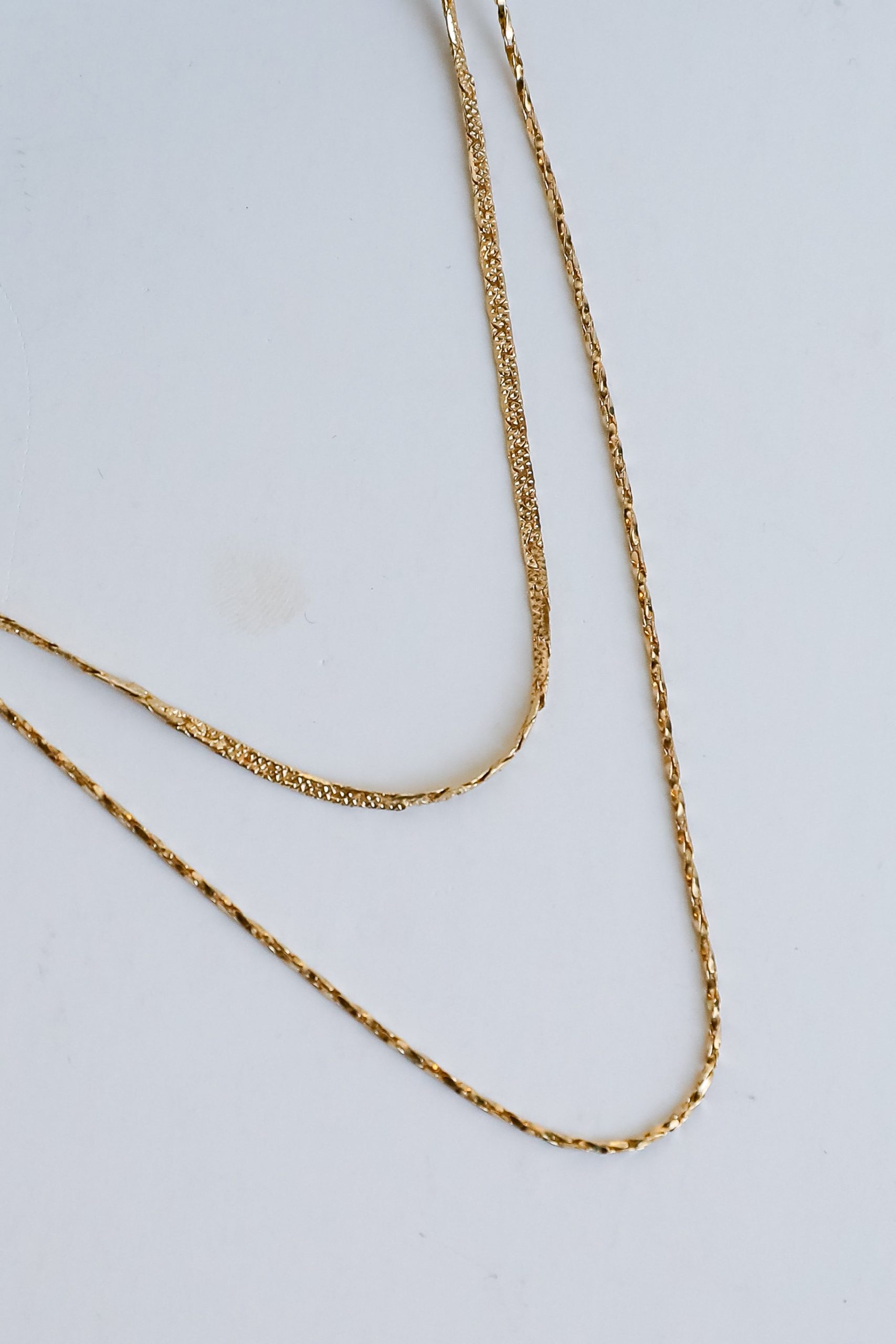 shopdressup_gold_layered_chain_necklace-6_307b45f0-eae5-4ba9-9f28-3d8dbcfb080c.jpg